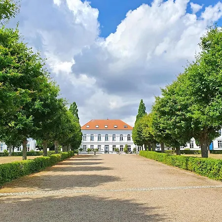 Gemutliche, Ruhig Gelegene Bei Rug 2330