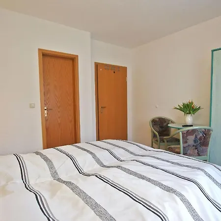 Gemutliche, Ruhig Gelegene Bei Rug 2330 Penzion *