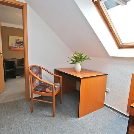 Gemutliche, Ruhig Gelegene Bei Rug 2330