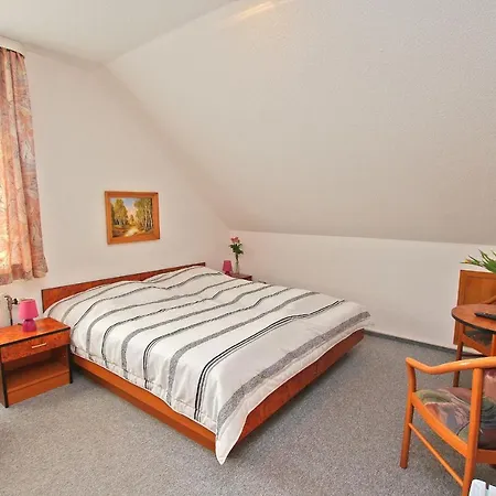 Gemutliche, Ruhig Gelegene Bei Rug 2330 * Putbus